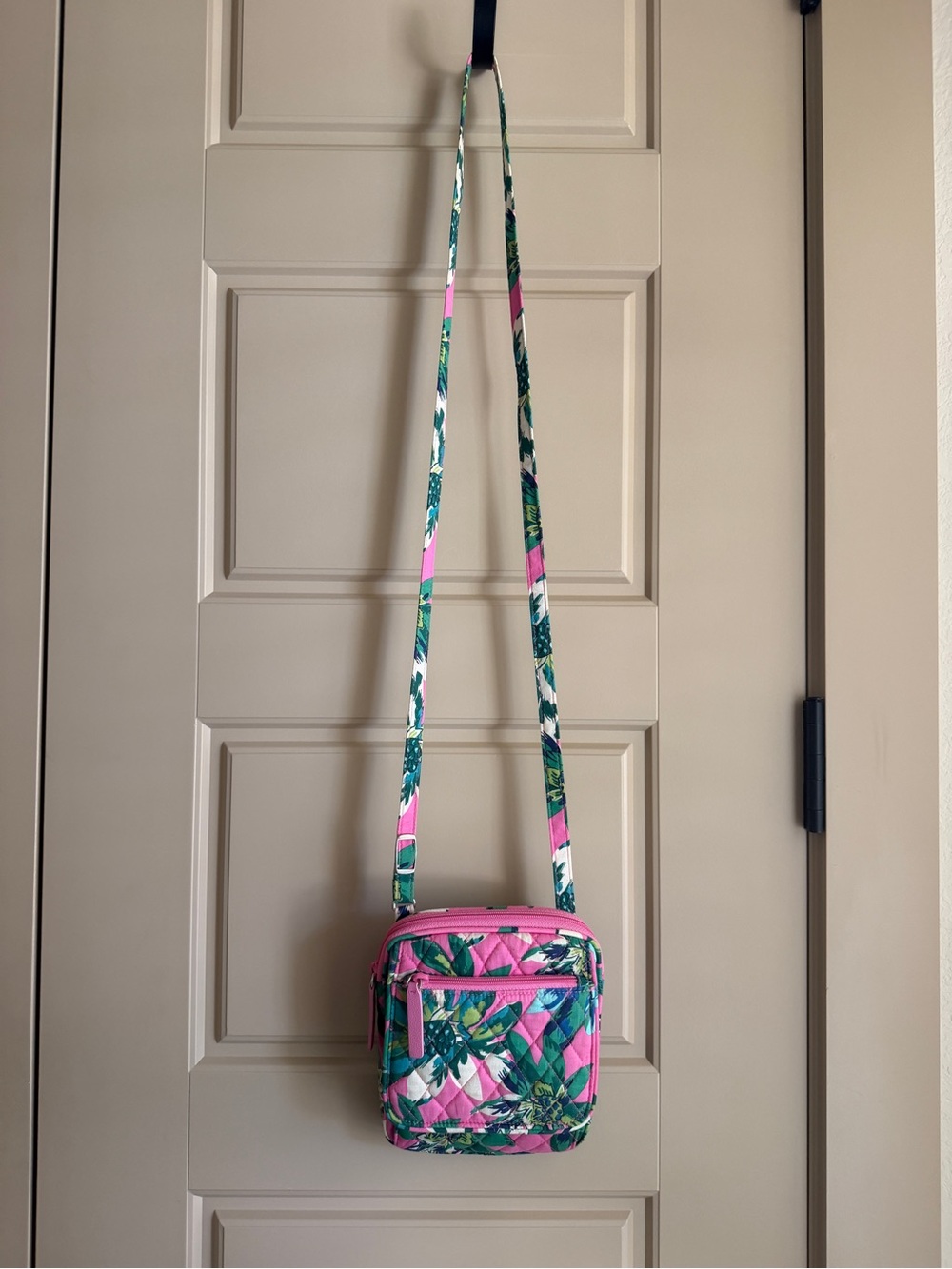 Vera Bradley Tropical Paradise Pink Tropical Crossbody Bag with Green Leaf Print